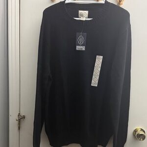 St. John's Bay Men's Classic Black Crewneck Sweater